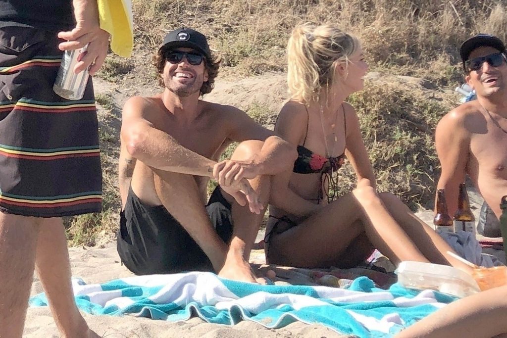 Brody Jenner Enjoys Her Days with Girls (26 Photos)