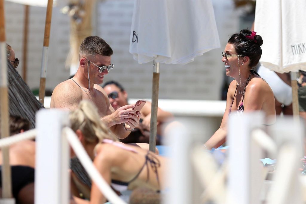 Danielle Lloyd &amp; Michael O’Neill Enjoy Their Holidays in Ibiza (38 Photos)