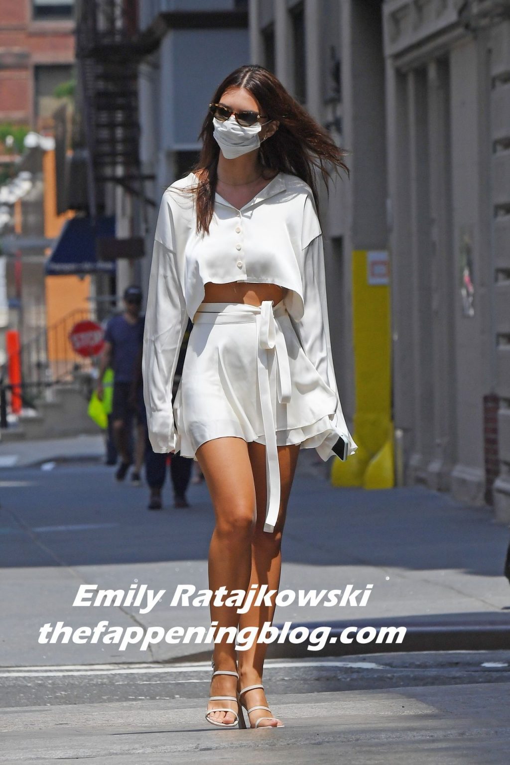 Emily Ratajkowski Looks Ready for Business in SoHo (140 Photos)