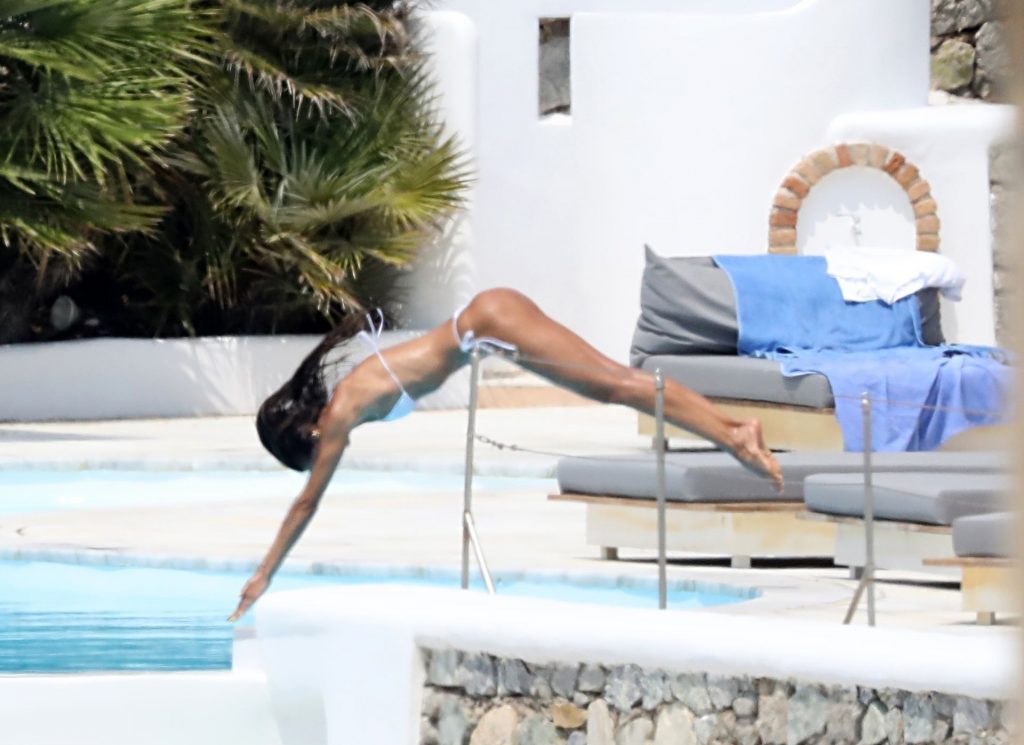 Izabel Goulart Shows Off Her Sexy Slim Body While Enjoying Her Time on the Beautiful Island of Mykonos (80 Photos)