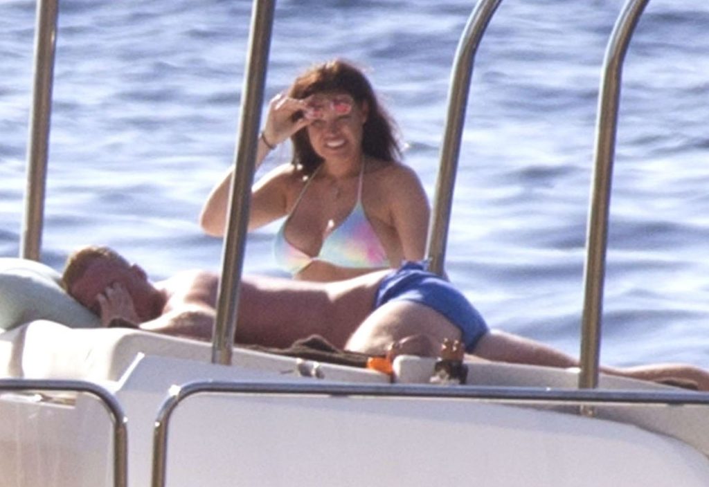 Jessica Wright Enjoys a Her Spanish Sunshine Break on Holiday with Her Beau in Mallorca (43 Photos)