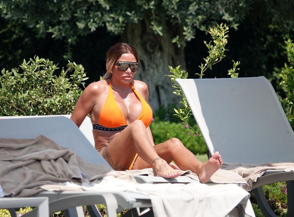 Katie Price Flaunts Her Big Fake Boobs on Holiday in Turkey (46 Photos)