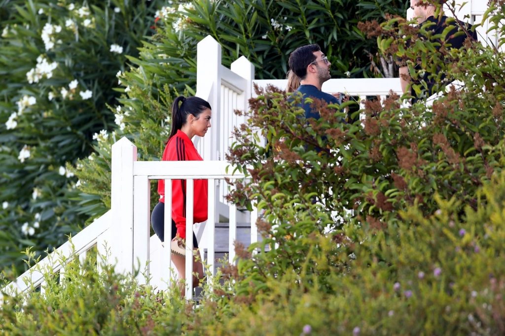 Kourtney Kardashian Celebrates Phil Riportella’s Birthday at Her Beach House in Malibu (24 Photos)