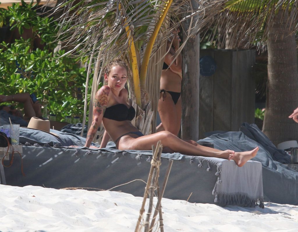 Sexy Liza Lash is Seen on Her Vacation in Tulum (100 Photos)
