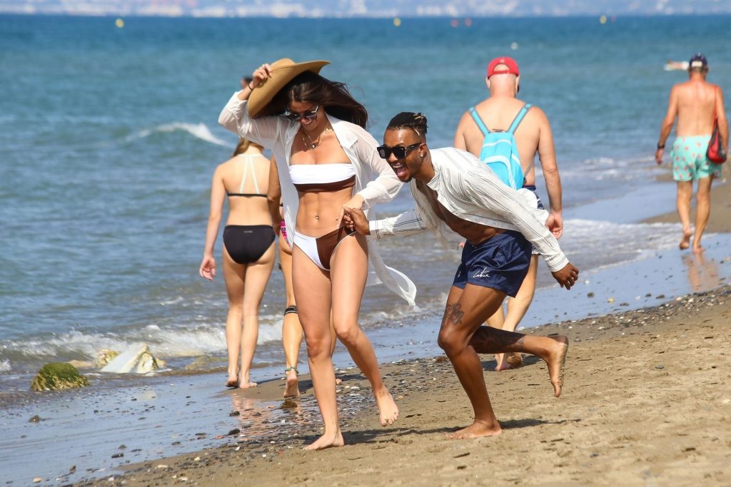 Rebecca Gormley &amp; Biggs Chris Are Spotted on the Beaches of Marbella (52 Photos)
