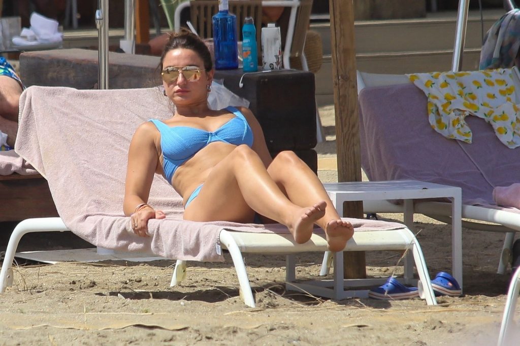 Sam Faiers Enjoys Her Vacation at the Beach in Spain (31 Photos)
