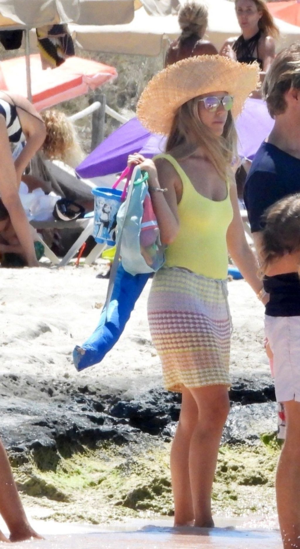 Vivian Sibold Enjoys a Family Day at the Beach in Formentera (15 Photos)