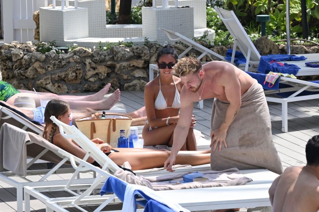 Zara McDermott Looks Sensational as She Continues Her Spanish Holiday in Marbella (68 Photos)