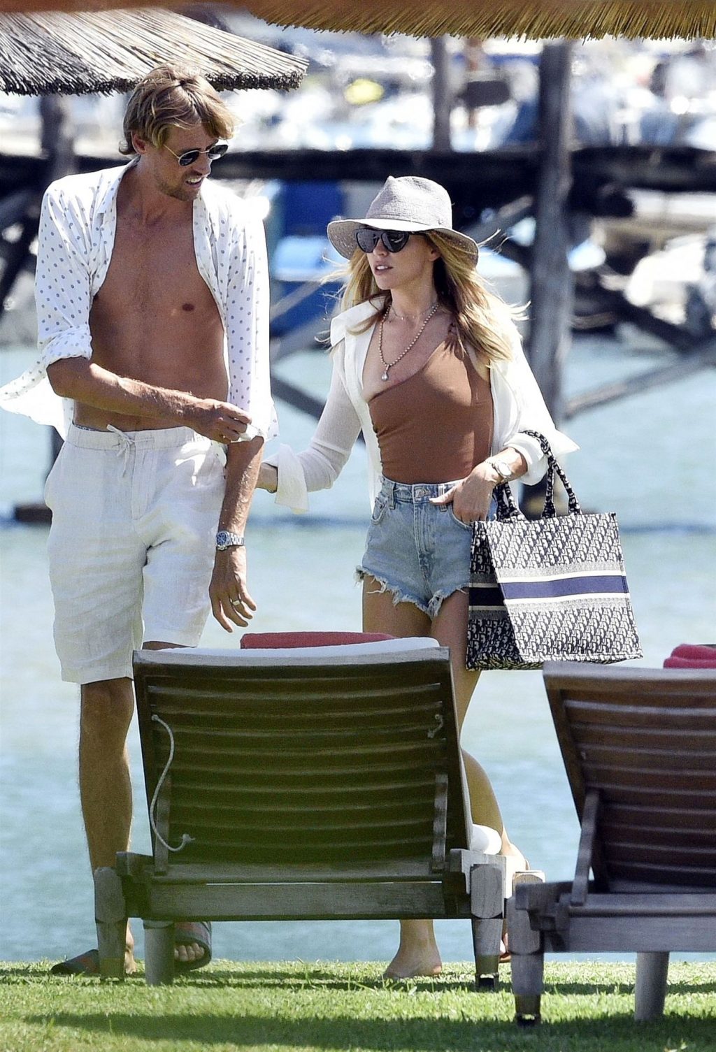 Abbey Clancy &amp; Peter Crouch Enjoy a Romantic Holiday in Italy (32 Photos)