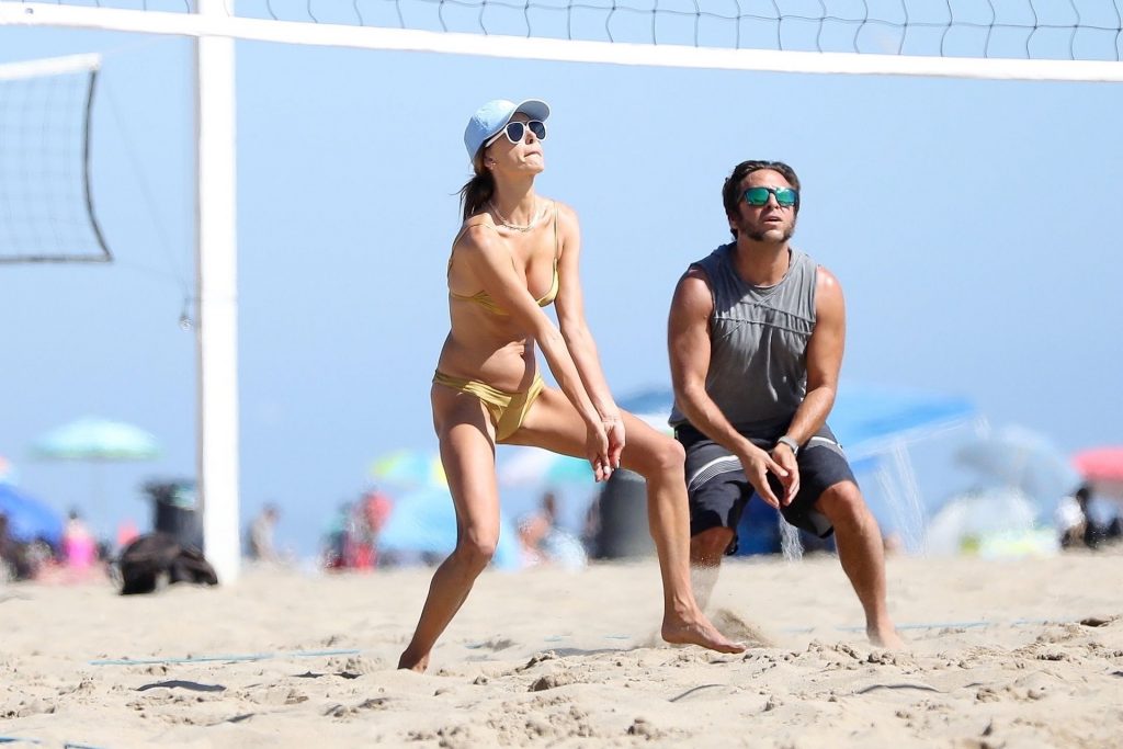Sexy Alessandra Ambrosio Plays Volleyball with Friends (102 New Photos)