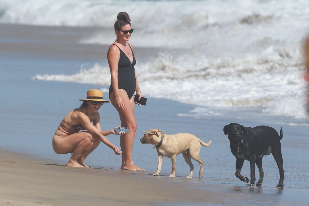 Cara Santana Shows Her Tits and Ass on the Beach (45 Photos)
