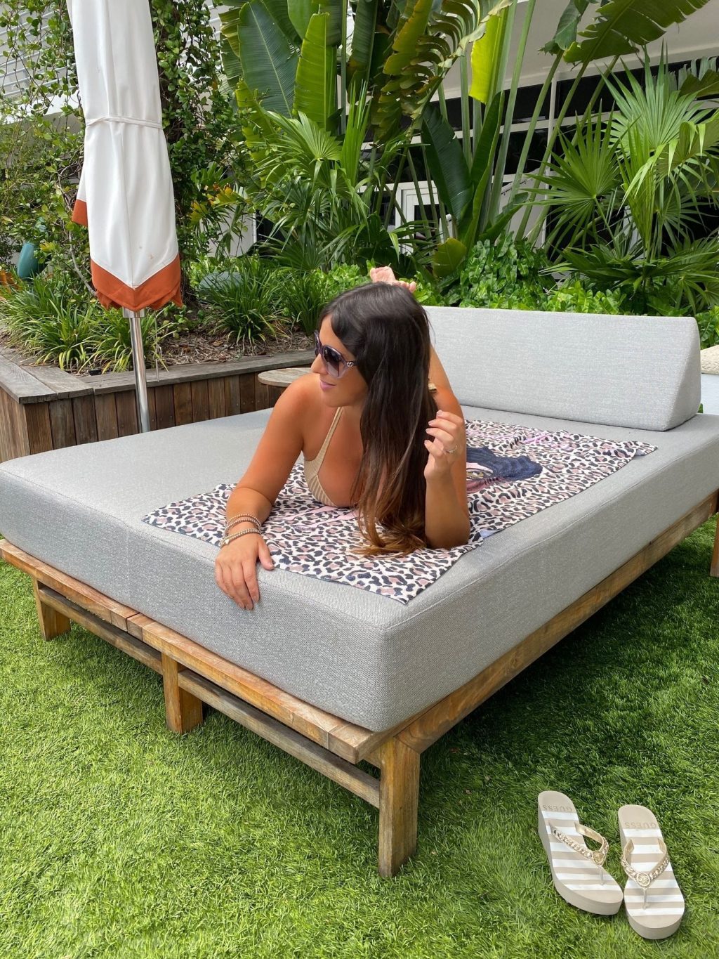 Claudia Romani Poses at The Ritz Carlton Hotel in Miami Beach (12 Photos)