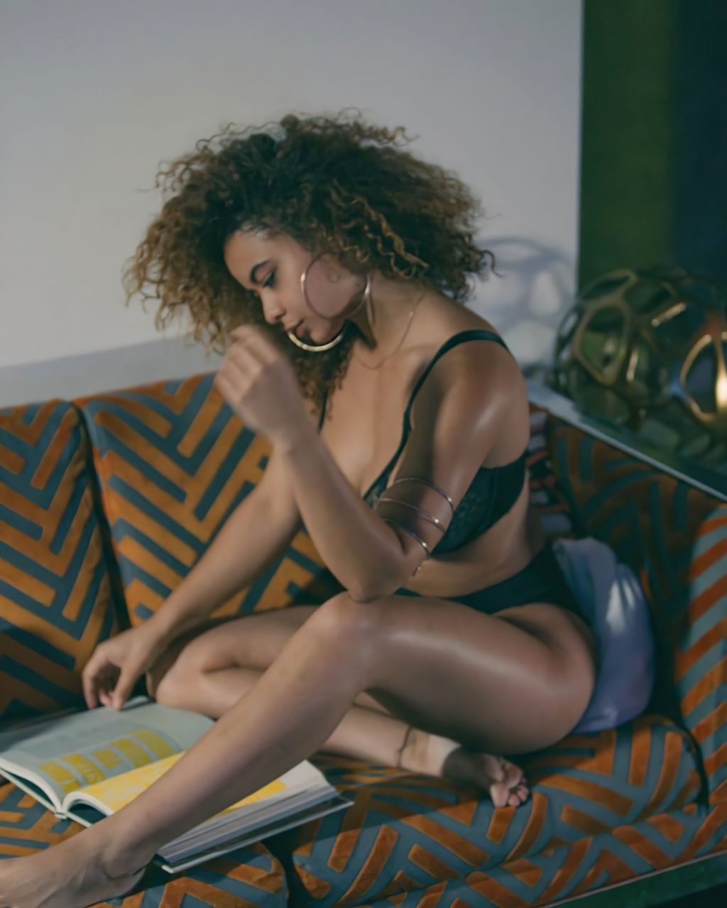 Crystal Westbrooks Shows Off Her Big Boobs in Lingerie (15 Photos)