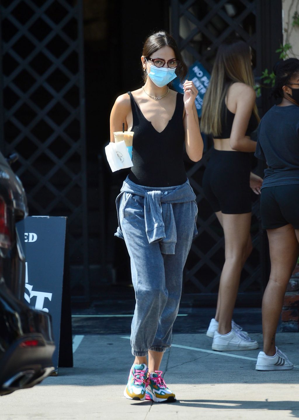 Sexy Eiza Gonzalez Picks Up an Iced Coffee from Alfred’s in WeHo (21 Photos)
