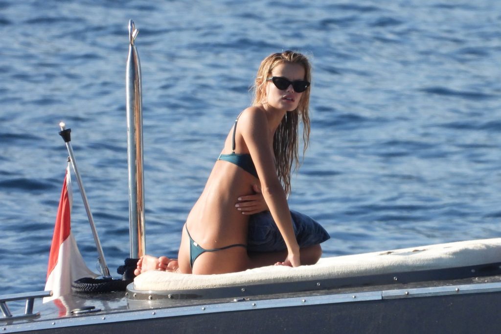 Frida Aasen &amp; Tommy Chiabra Are Seen Relaxing on a Yacht in South of France (55 Photos)