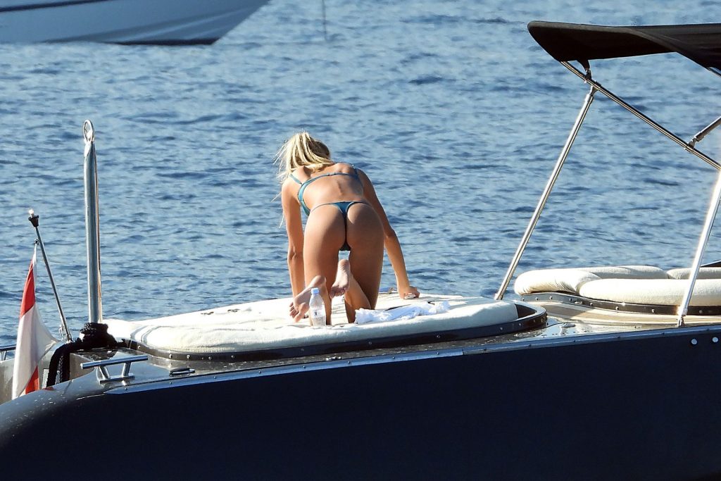 Frida Aasen &amp; Tommy Chiabra Are Seen Relaxing on a Yacht in South of France (55 Photos)