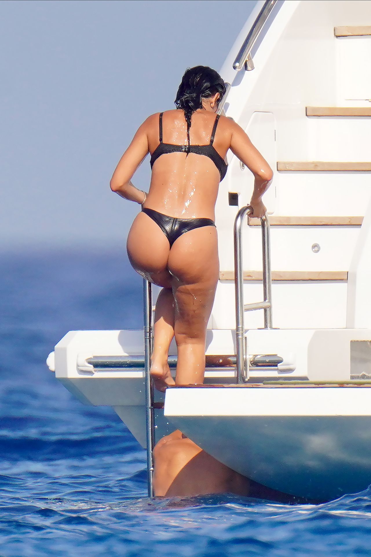 Georgina Rodriguez Shows Off Her Sexy Body on a Yacht (70 Photos) #TheFappening photo