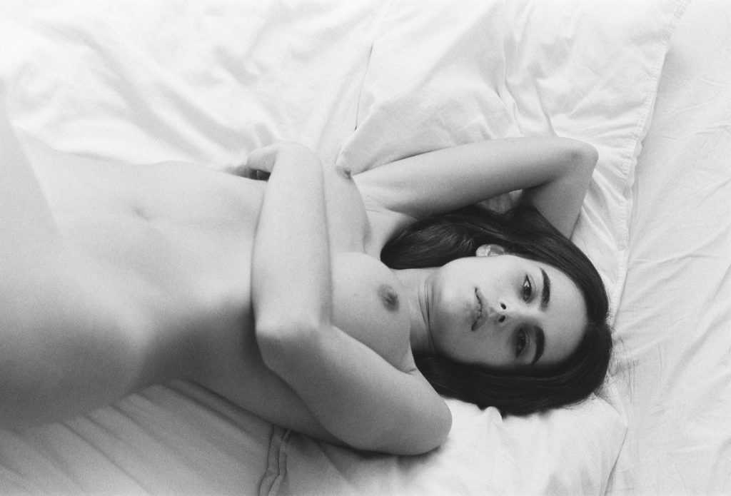 Júlia Moreno Montes Nude (16 Photos)