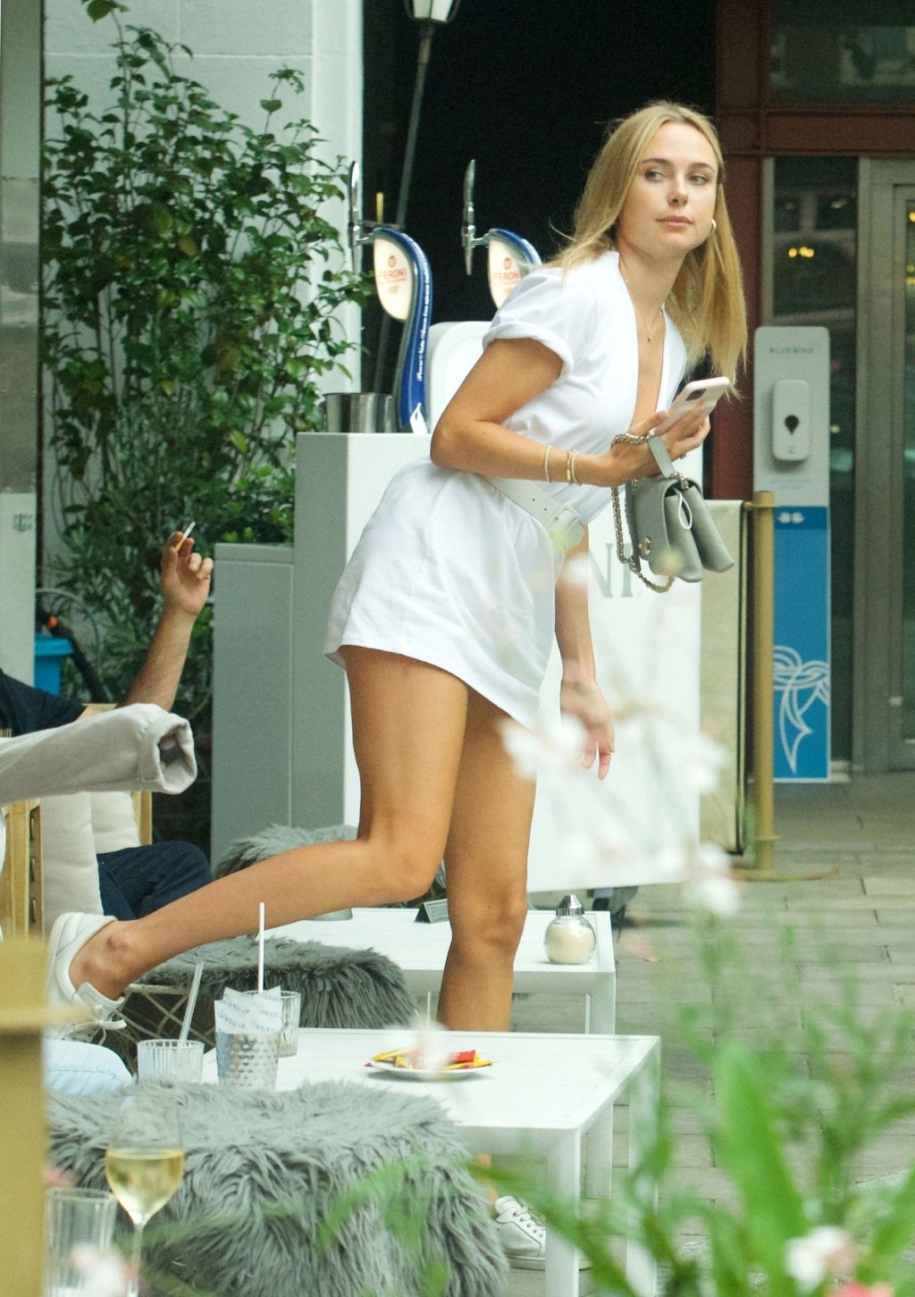 Kimberley Garner Shows Her Pussy in Chelsea (38 Photos)