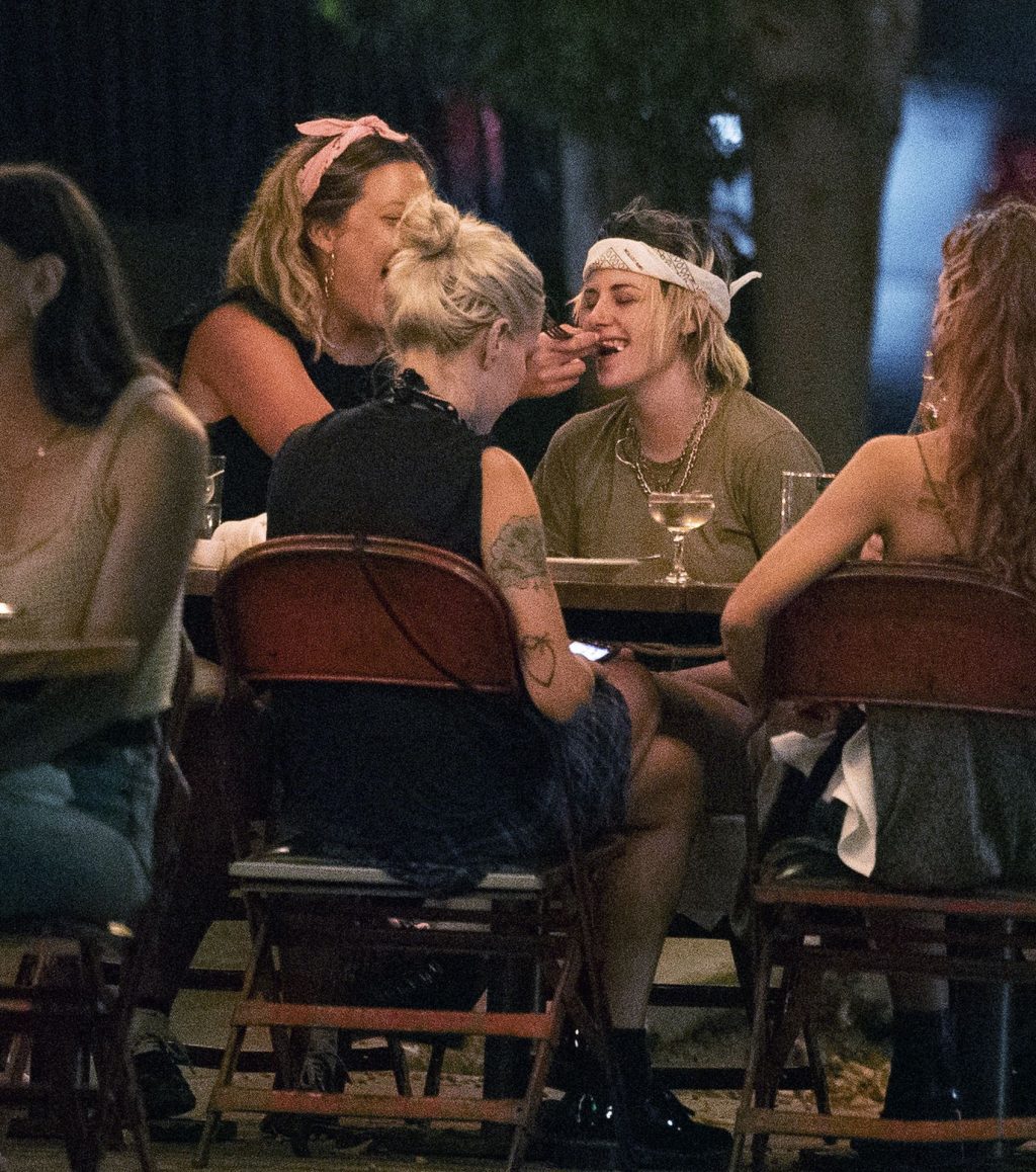 Kristen Stewart &amp; Dylan Meyer Enjoy a Night Out With Friends in LA (50 Photos)