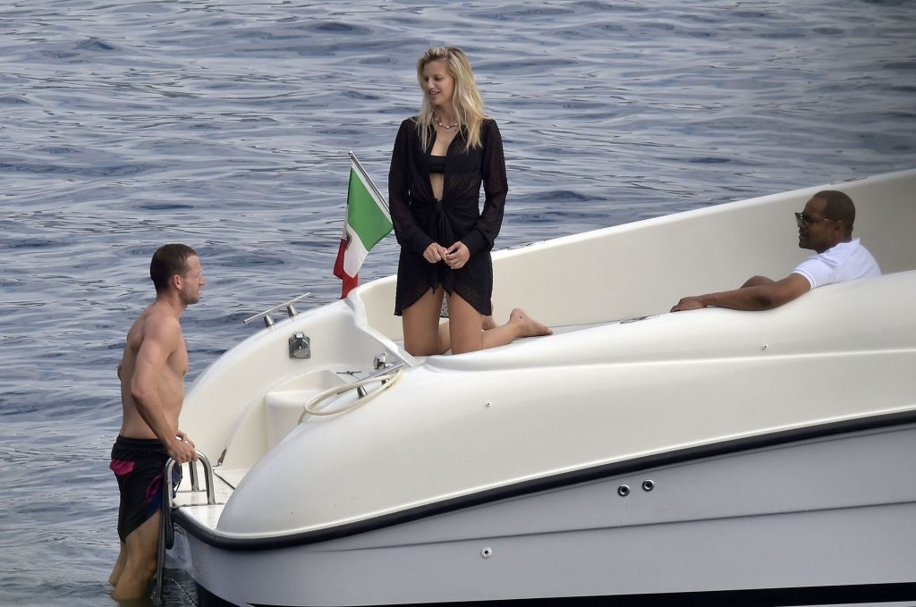 Sexy Nibar Madar Is Spotted on Her Holidays Out in Portofino (27 Photos)