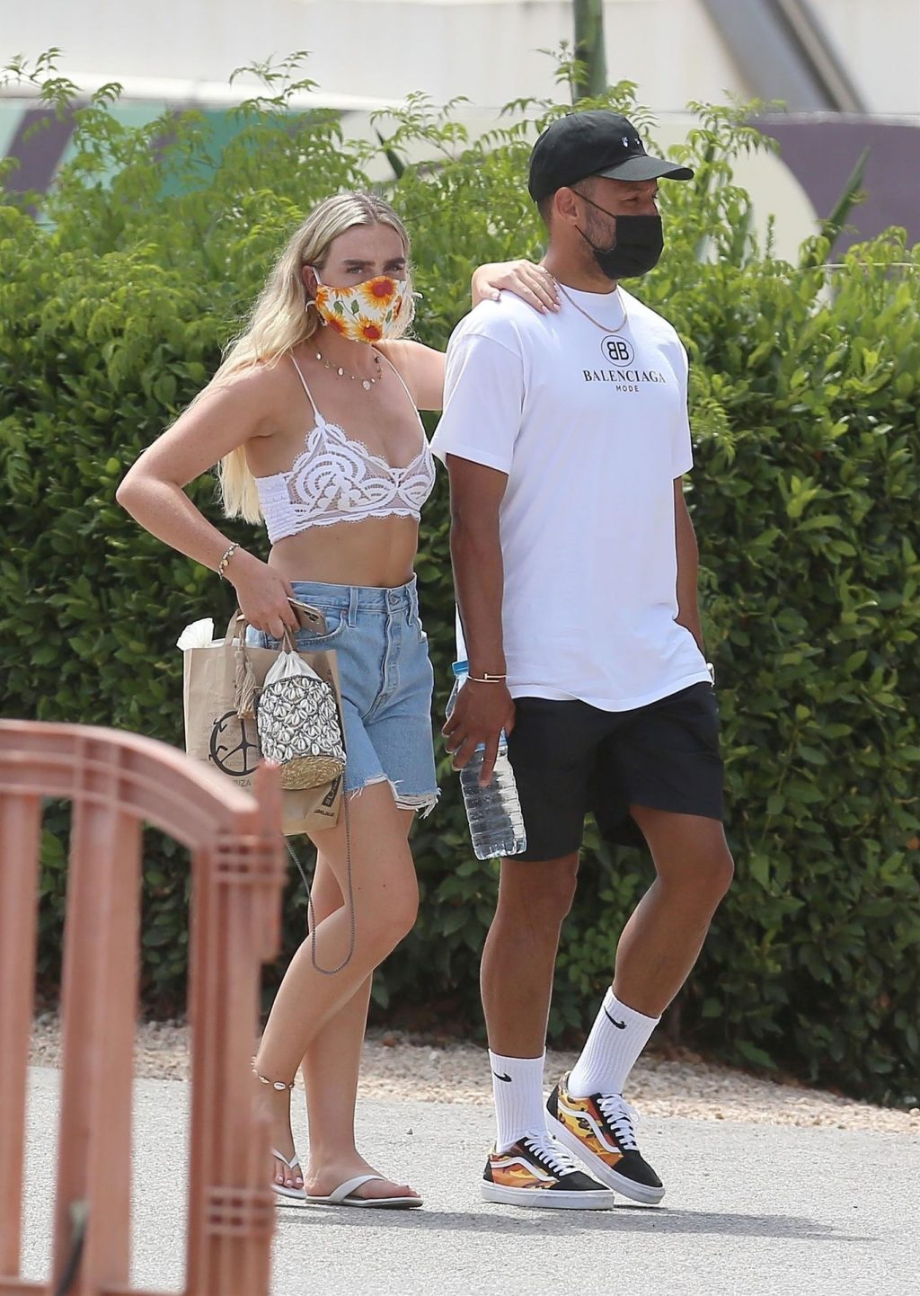 Alex Oxlade-Chamberlain &amp; Perrie Edwards Are Spotted at a Market in Ibiza (62 Photos)