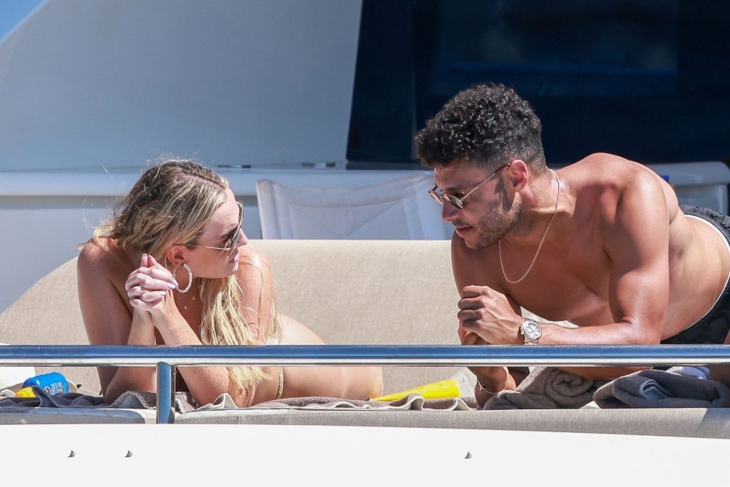 Perrie Edwards Flaunts Her Sexy Body in Ibiza (77 New Photos)