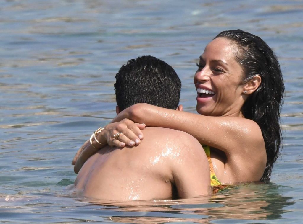 Raffaella Fico Enjoys a Day with Her New Boyfriend on the Beach in Mykonos (50 Photos)