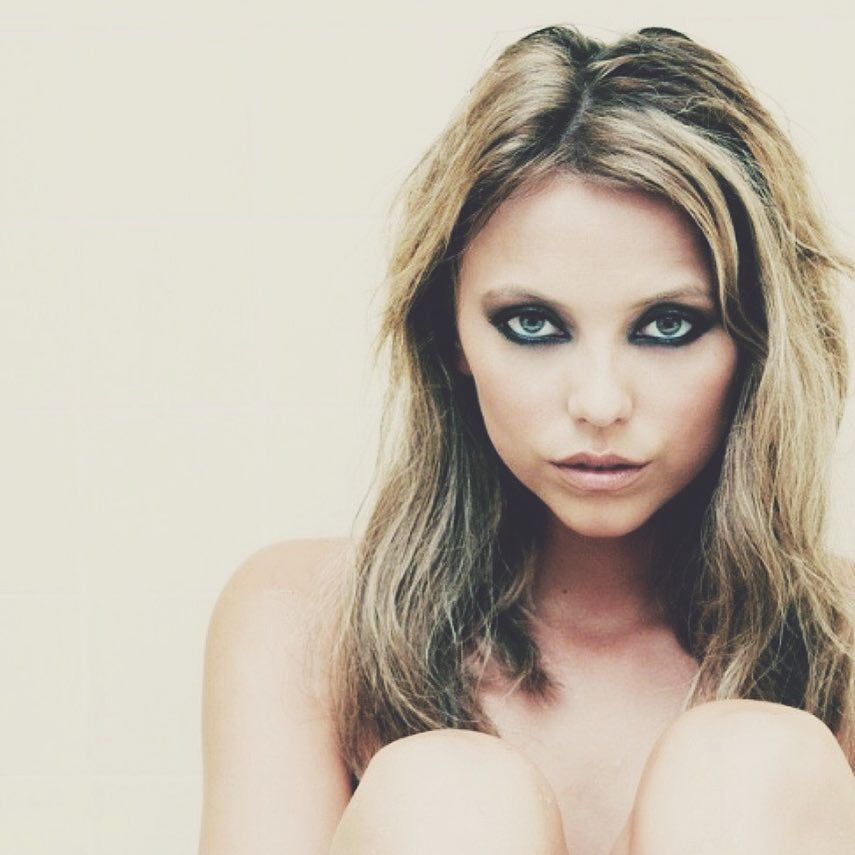Riley Voelkel’s Sexy Pictures.