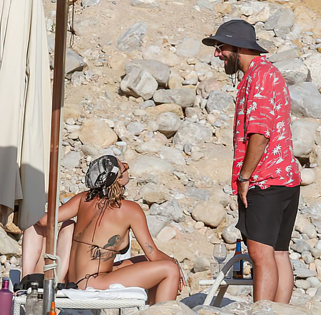 Rita Ora Shows Off Her Nude Boobs While on Vacation (24 Photos)