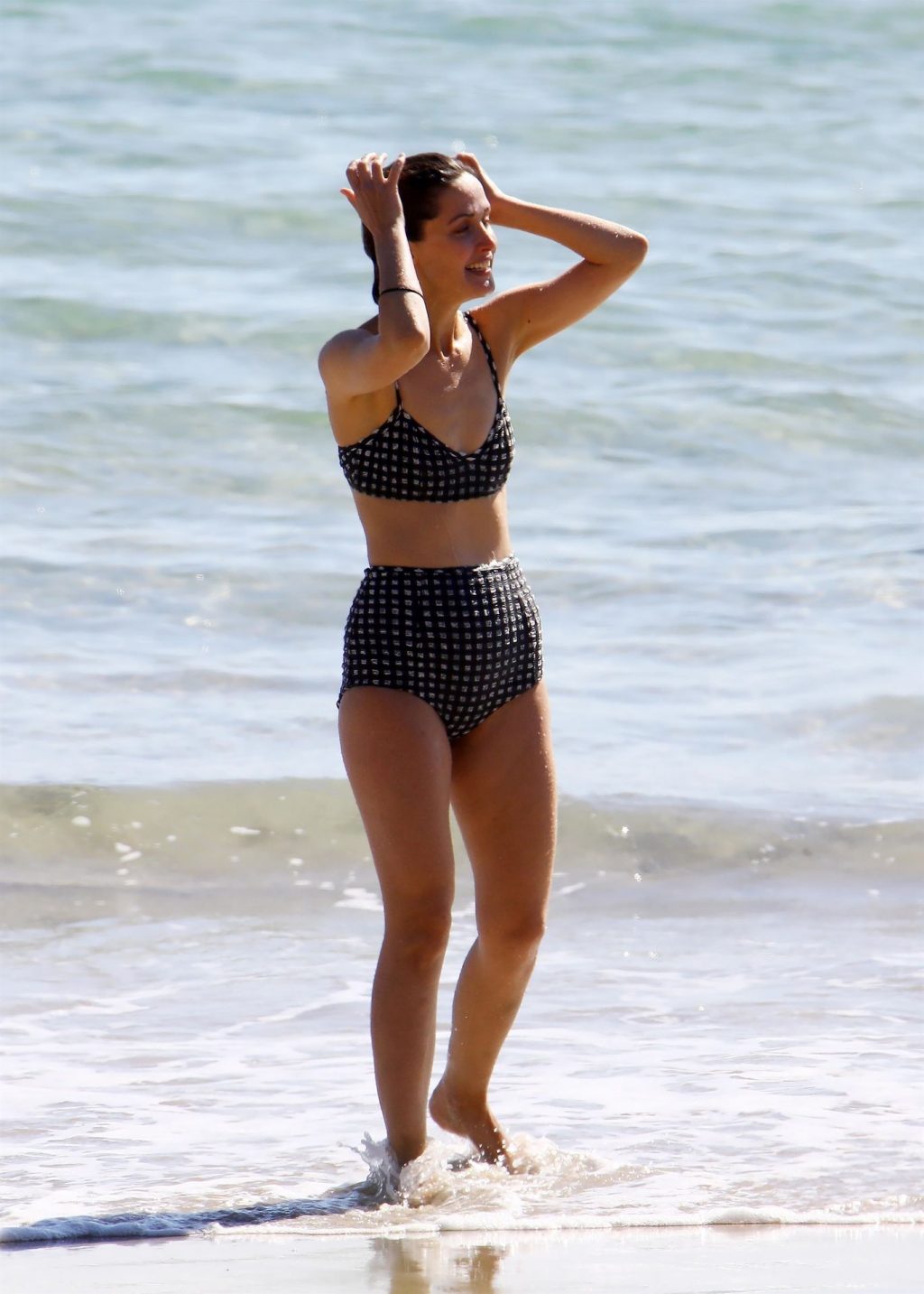 Rose Byrne Puts Her Fit Figure on Display in a Bikini in Byron Bay (26 Photos)