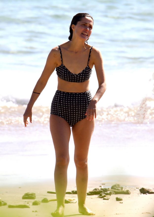 Rose Byrne Puts Her Fit Figure On Display In A Bikini In Byron Bay Photos Thefappening