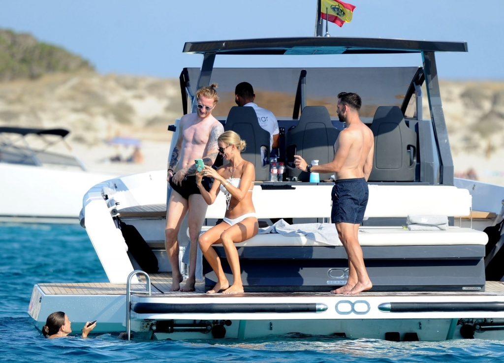 Marco Reus &amp; Scarlett Gartmann Lap Up the Spanish Sunshine Out in Formentera (44 Photos)