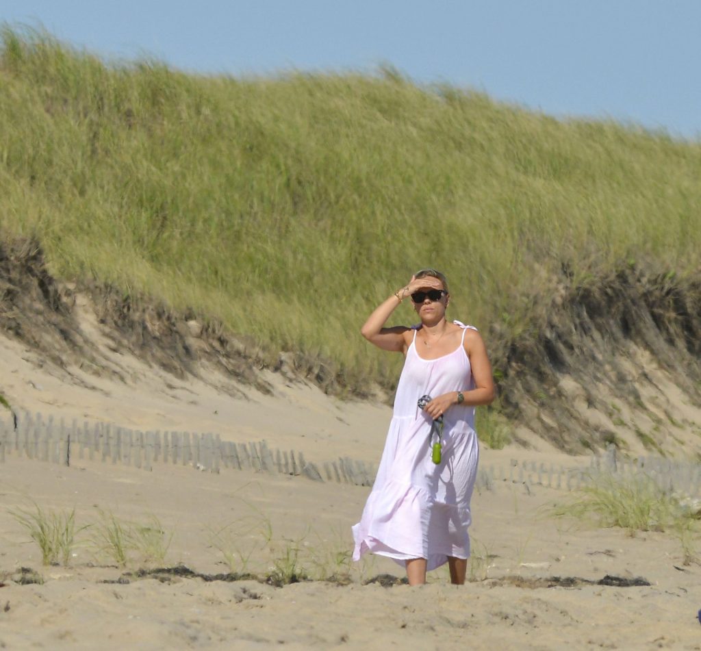 Scarlett Johansson is Spotted on the Beach in The Hamptons (33 Photos)