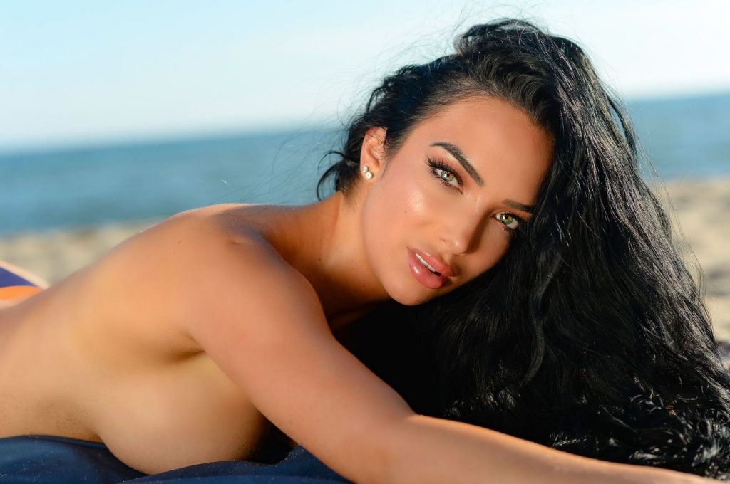 Shahira Barry Shows Off Her Hot Body on the Beach (20 Photos)