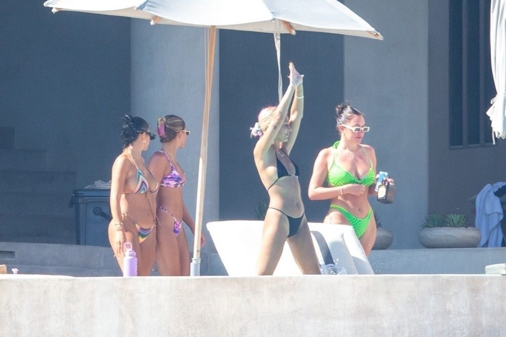 Sofia Richie Laughs During a Playful Day Spent Swimming in the Pool with Her Pals (57 Photos)