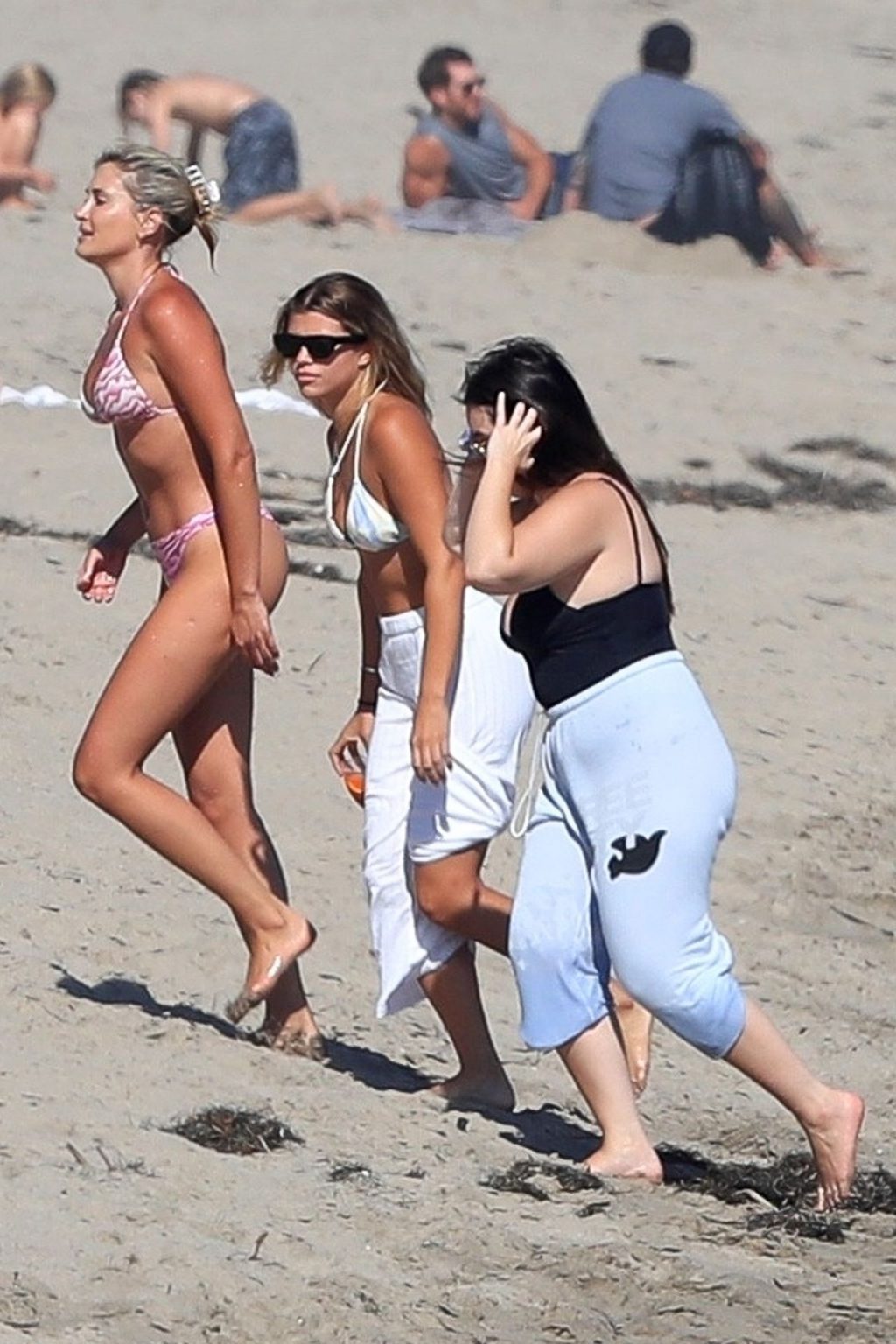 Sofia Richie Enjoys a Beach Day with Her Friends (83 Photos)
