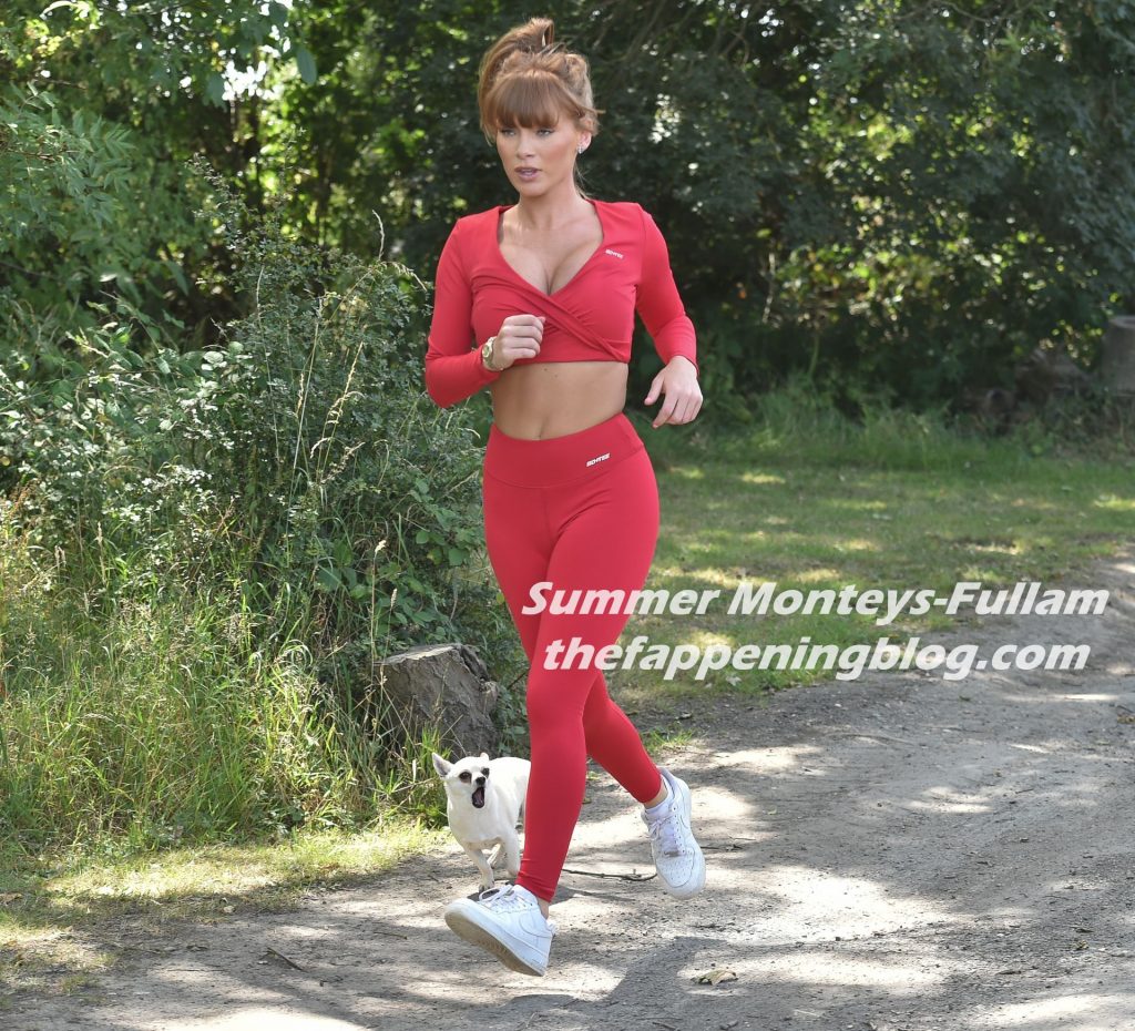 Summer Monteys-Fullam Shows Off Her Assets as She Goes for a Run (17 Photos)