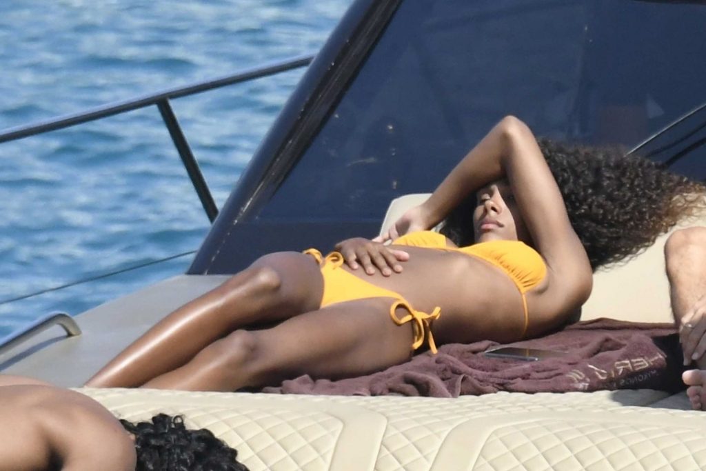 Sexy Tina Kunakey Enjoys Her Vacation in Greece (80 Photos)