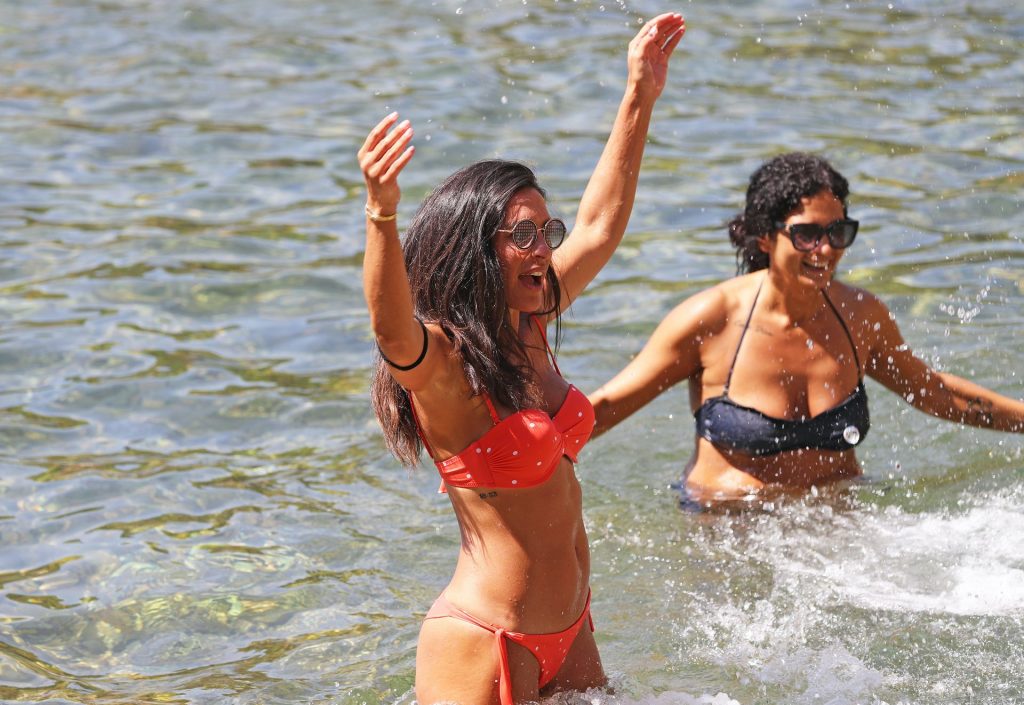 Veronica Hidalgo Poses in a Bikini in Costa Brava (25 Photos)