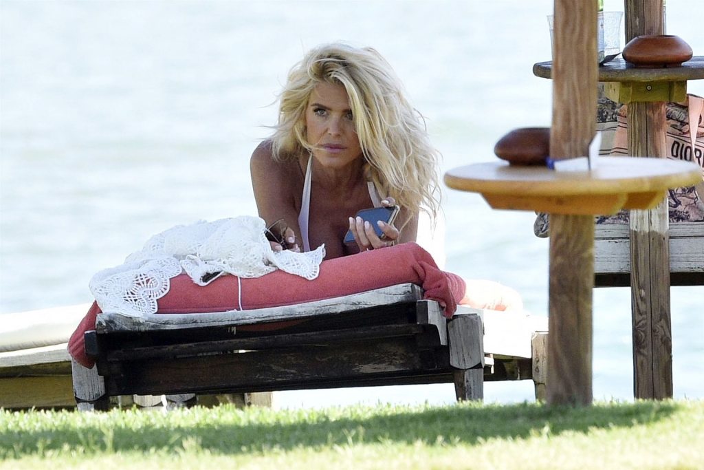 Victoria Silvstedt Shows Off Her Sexy Bikini Body in Italy (42 Photos)