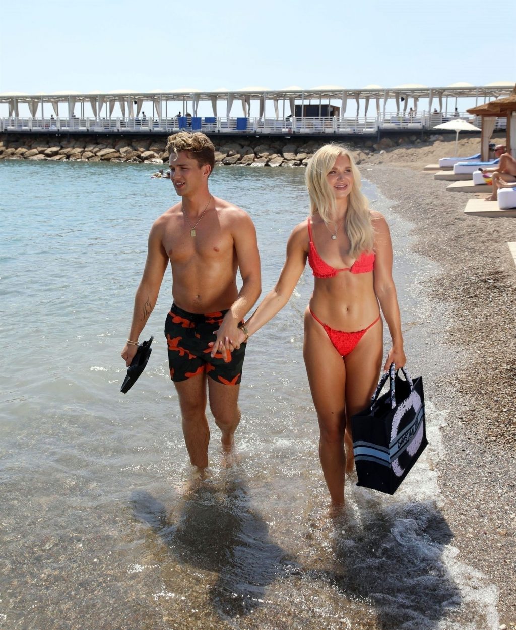 Abbie Quinnen is Seen on Her Romantic Holiday with Her Boyfriend (10 Photos)