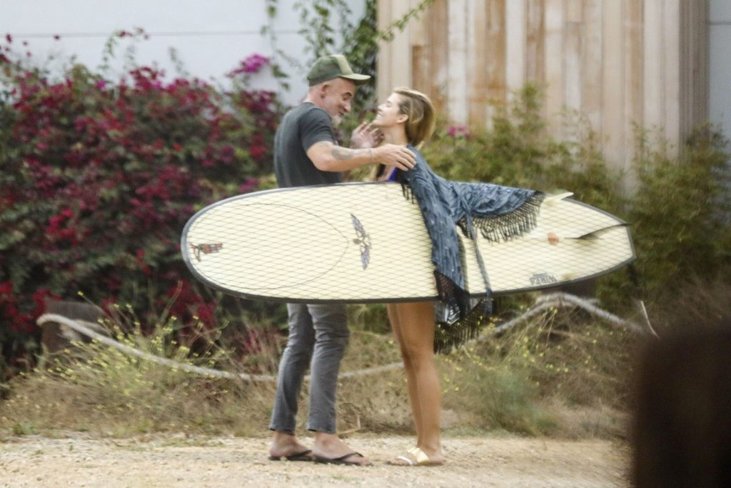 AnnaLynne McCord &amp; Dominic Purcell Pack on the PDA After a Surf Session (24 Photos)