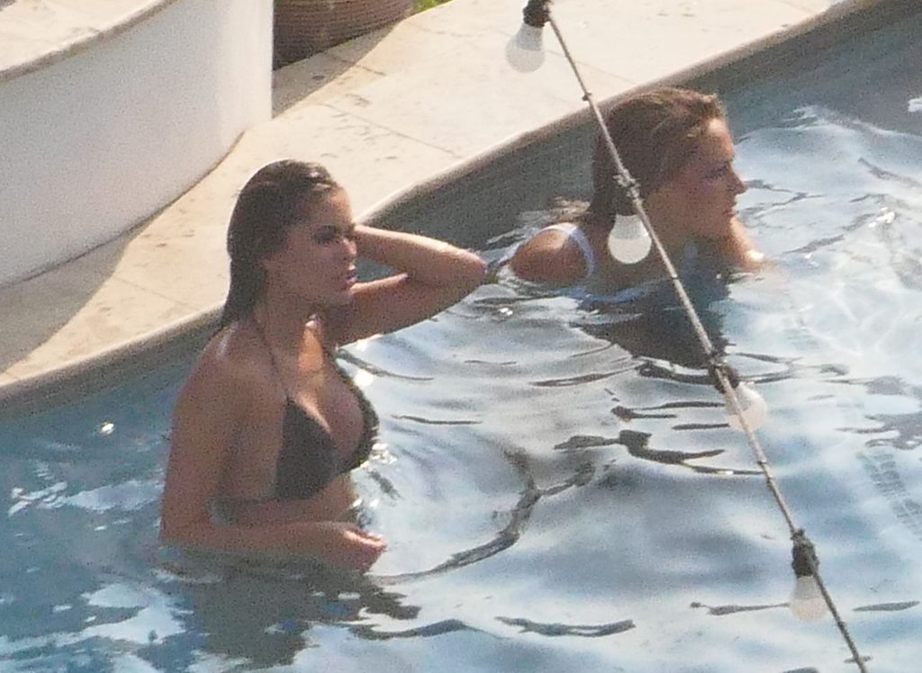 Cast of Love Island Recouples and Show PDA with Each Other in Pool During Filming in Las Vegas (55 Photos)