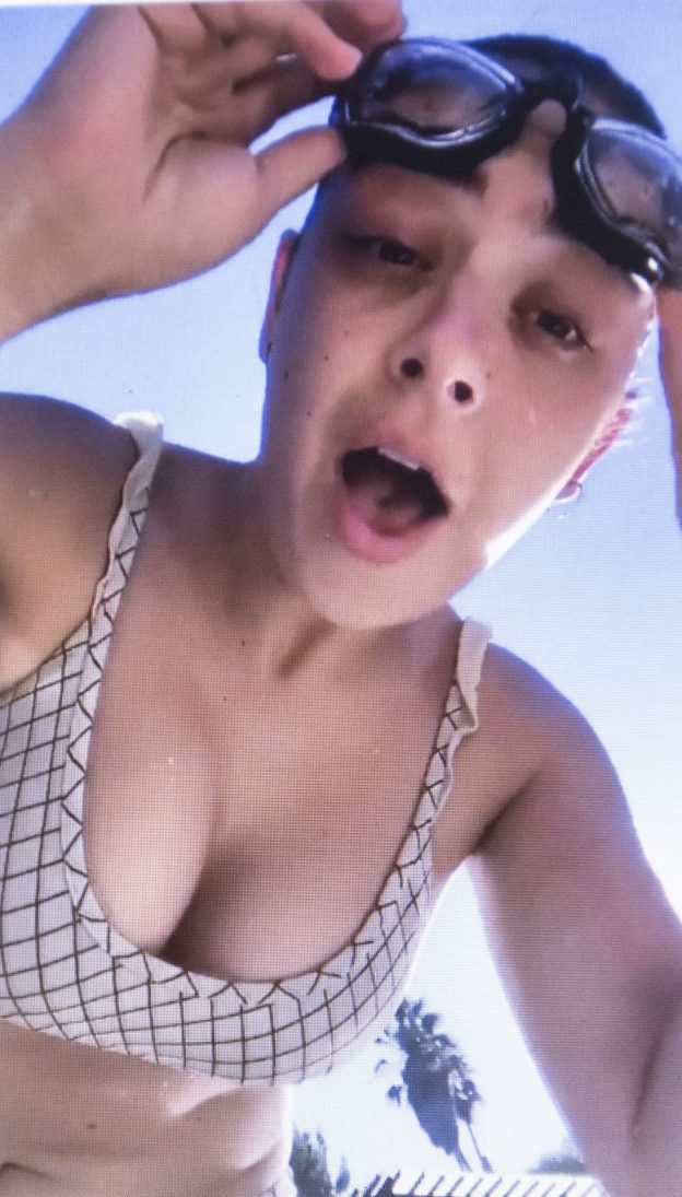 Charli Xcx Shows Her Tits For A New Challenge 16 Pics Video