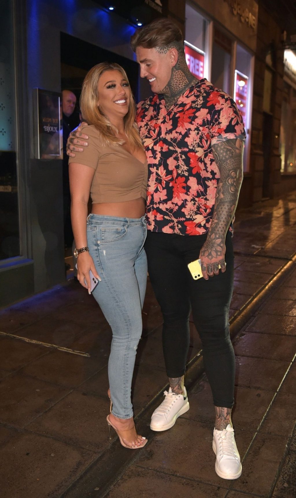 Braless Chloe Ferry Hits the Toon and Stops Off for Booze Due to Newcastle 10pm Curfew (30 Photos)