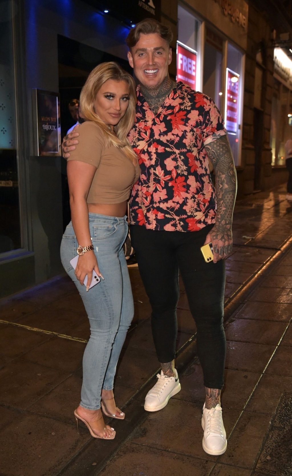 Braless Chloe Ferry Hits the Toon and Stops Off for Booze Due to Newcastle 10pm Curfew (30 Photos)