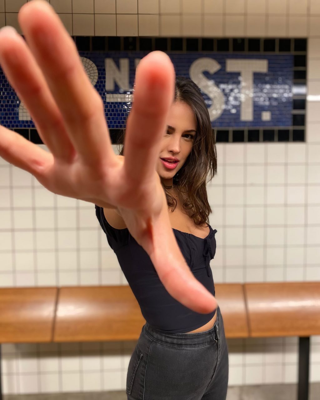 Eiza Gonzalez Displays Her Cleavage (10 Photos)