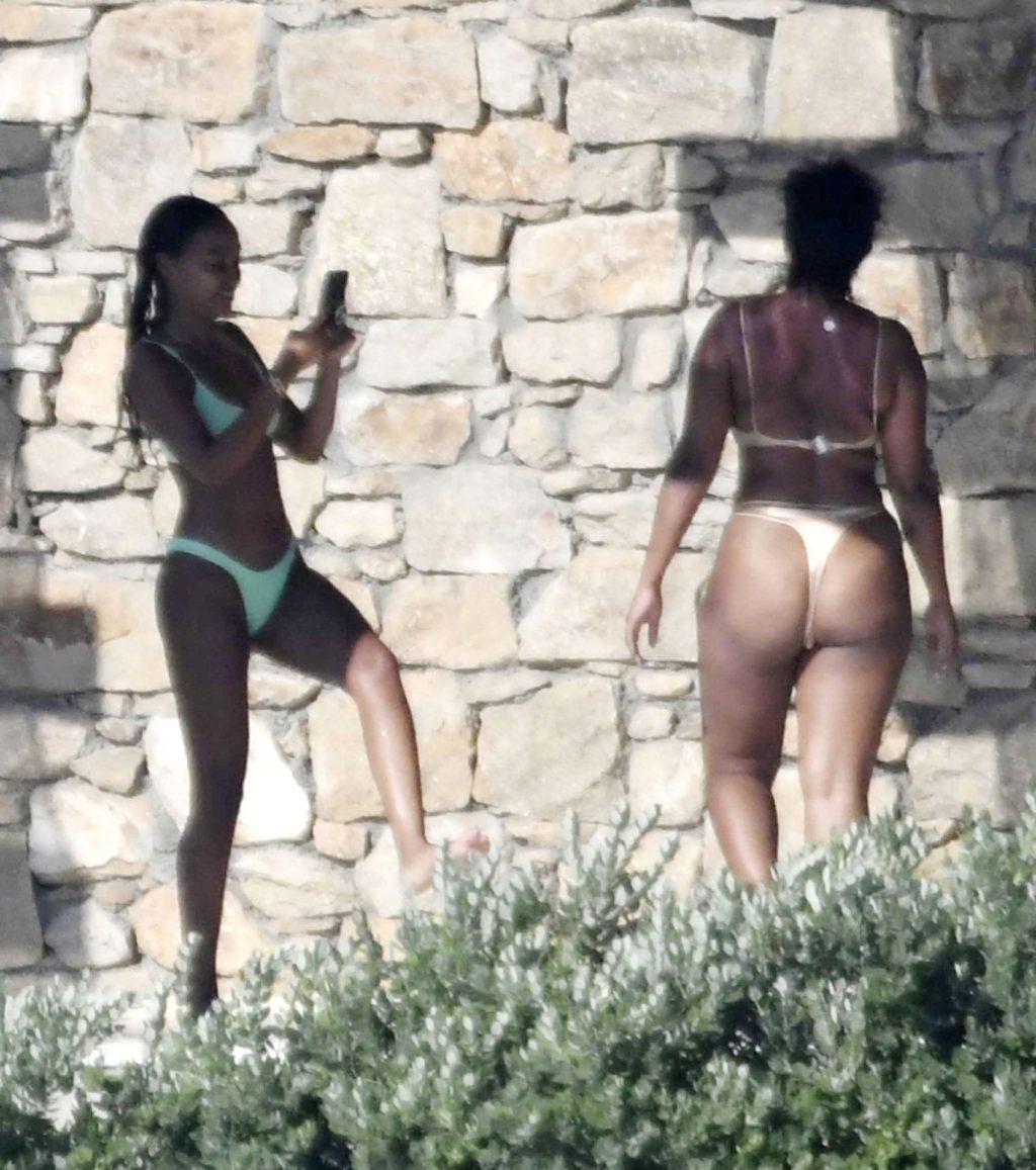 Leigh-Anne Pinnock and Her Sister Show Off Their Golden Tanned Beach Bodies in Mykonos (144 Photos)