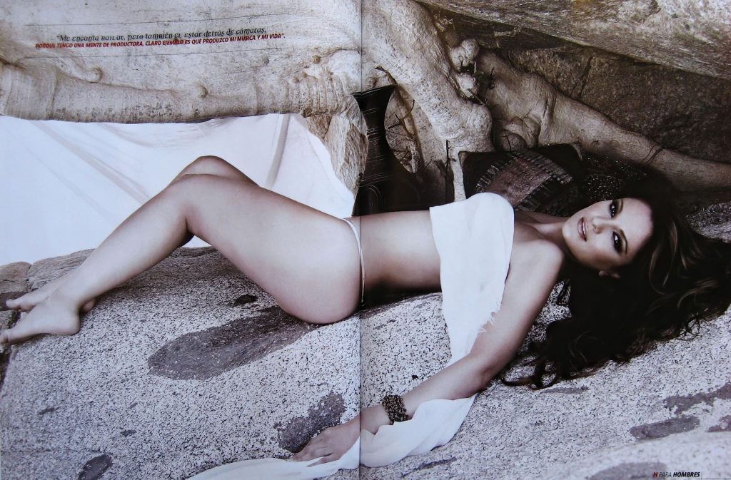 Mariana Seoane Nude &amp; Sexy (70 Photos)